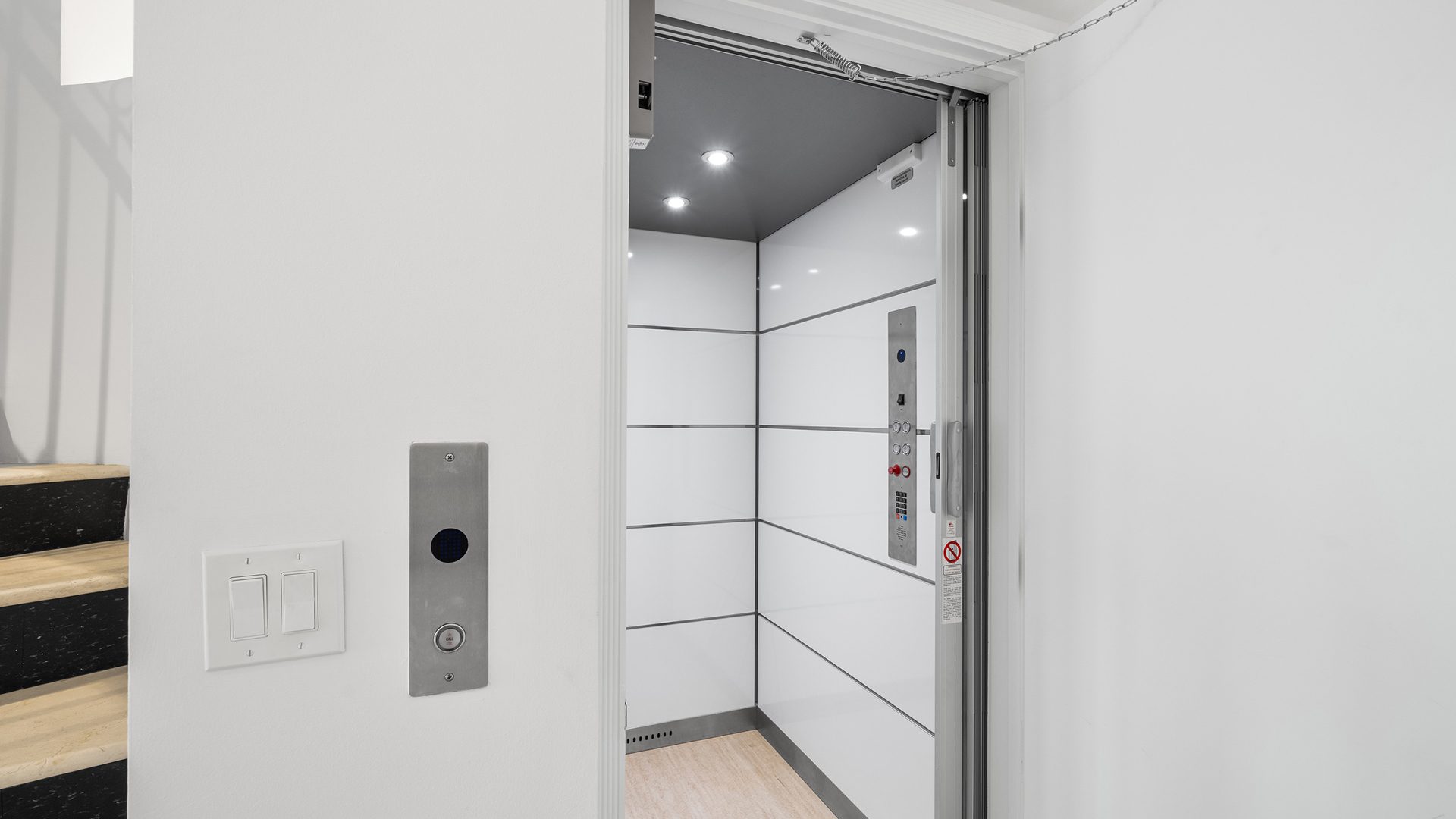 Luxury Oceanfront Villa IV at The Palms The Palms Condominiums Elevator 2