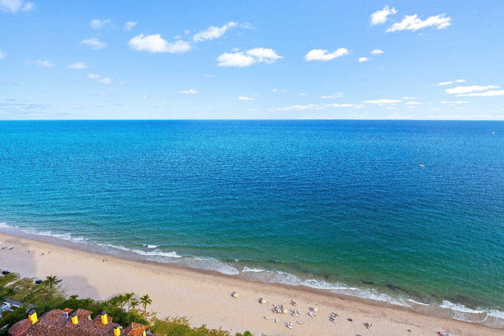 Ocean View South at Luxury Oceanfront Residence 30A, Tower I, The Palms Condominiums, 2100 North Ocean Boulevard, Fort Lauderdale Beach, Florida 33305, Luxury Seaside Condos