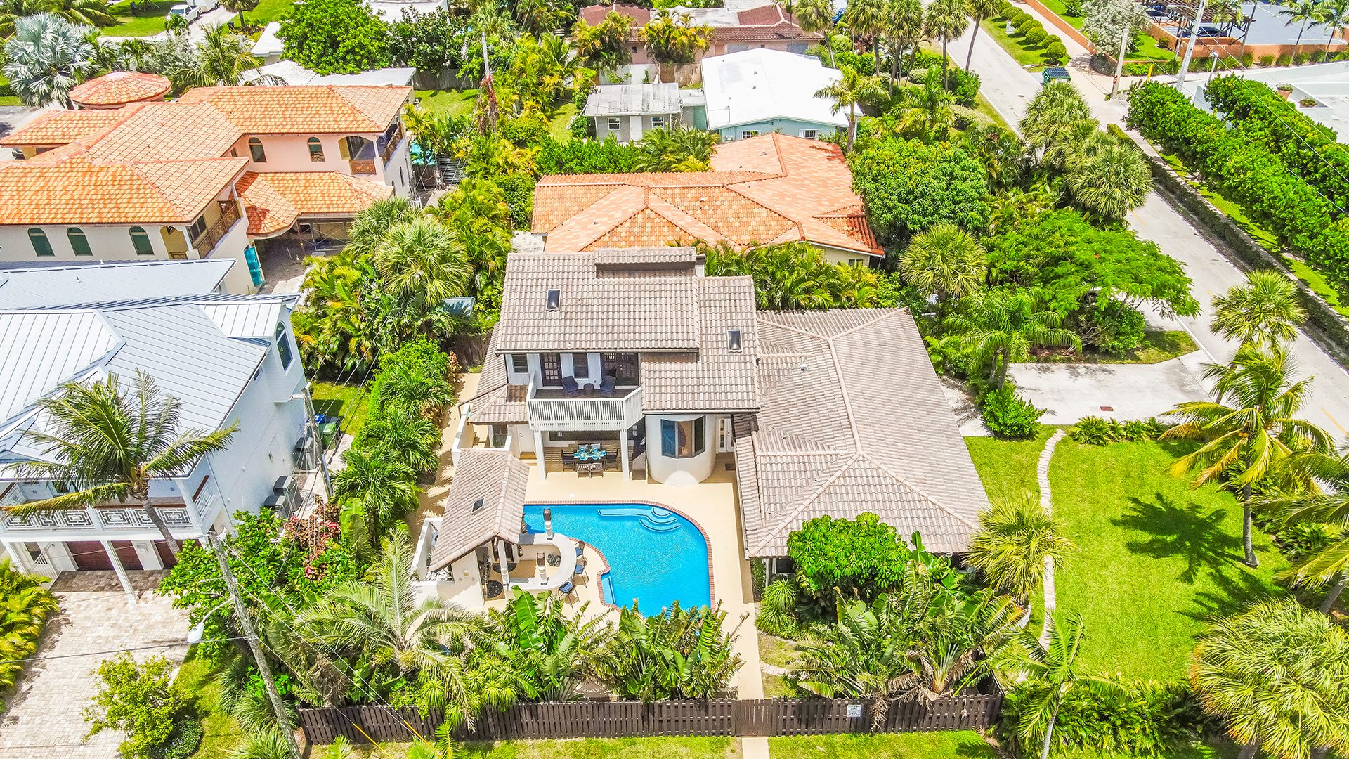 Luxury Estate Home 1915 NE 33rd Avenue, Fort Lauderdale, Florida 33305